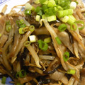 どらへもん's cooksnap of when they made 豚肉と舞茸ともやし炒め☆塩昆布で♪.