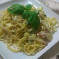 ズボラー花子ママ's cooksnap of when they made アスパラとベーコンのクリームスパゲティ.