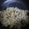 もんちっちもんちっち's cooksnap of when they made チーズと塩昆布の炊き込みご飯.