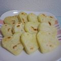 mamapod's cooksnap of when they made ☆ぉ弁当にﾊｰﾄのいももち☆.