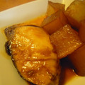 Ｋazu's cooksnap of when they made 簡単!! うまぁ--ぃ♡ ブリ大根。*.