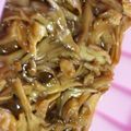 noriko1708's cooksnap of when they made マイタケのバター醤油蒸し.