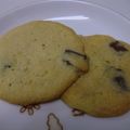 yuttinonno's cooksnap of when they made スタバ風★アメリカンチョコチップクッキー.