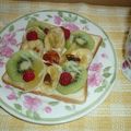 クレイプメートル's cooksnap of when they made フレッシュフルーツでデザートトースト.