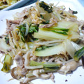 しゅんぺいのママ's cooksnap of when they made 豚肉としめじの緑黄色野菜炒め.