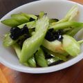 ばく89's cooksnap of when they made セロリのめんつゆ胡麻海苔和え.