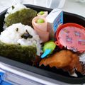 えりぱんな's cooksnap of when they made お弁当に✿ハムに枝豆入れました.