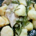 ゆいゆいな's cooksnap of when they made 簡単☆鶏とじゃがいものローズマリー焼き.