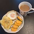 ほか弁ママ's cooksnap of when they made ボリュームupな目玉焼き♪パン耳活用.