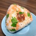 よよっち♪'s cooksnap of when they made 鮭梅しそおにぎり♪.
