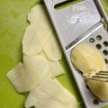 のんべぇヒロ's cooksnap of when they made フォークで簡単♫短い野菜等のピーラー.