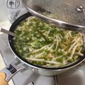 犬飼ってる's cooksnap of when they made にんにく風味が決め手～＊もやしの味噌汁＊.