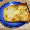 ★ゴンぎつね★'s cooksnap of when they made 簡単！チーズカレートースト☆KALDI.