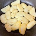 猫山五郎's cooksnap of when they made コストコマッシュポテトdeカリもちフライ.