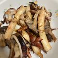 まぶいちゃん's cooksnap of when they made ボイルイカとヒラタケ炒め.