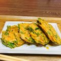 おりこうポチ's cooksnap of when they made チーズとニラのキムチチヂミ.