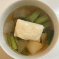 ちゃーりーWKY's cooksnap of when they made 簡単☆しょうゆベースのお雑煮（関東）.