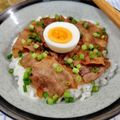 在宅勤務のおじさん's cooksnap of when they made カフェ風温泉卵と長芋とろろの豚丼甘辛生姜.