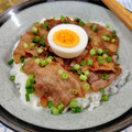 在宅勤務のおじさん's cooksnap of when they made カフェ風温泉卵と長芋とろろの豚丼甘辛生姜.
