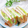 Satoco❋'s cooksnap of when they made ハムとレタスのからしマヨサンドウィッチ♪.