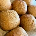 えびすかえら's cooksnap of when they made HBで簡単♡珈琲とクリチのちぎりパン.