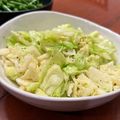 Superlittleboo's cooksnap of when they made レンジでやみつきキャベツ.