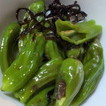 ☆ぺっぺ☆'s cooksnap of when they made ししとうがらし大量消費に♪塩昆布炒め.