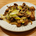 かなりんココりん's cooksnap of when they made 長ネギと石づきなめこのめんつゆバター炒め.