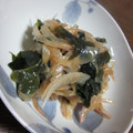 こずっぺ's cooksnap of when they made 玉ねぎとわかめの酢味噌和え☆.