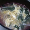 hitkat's cooksnap of when they made *ニラともやしの玉子スープ*.