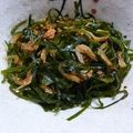 いずみるく's cooksnap of when they made 切り昆布と桜海老のナンプラー炒め.