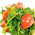 iam樹's cooksnap of when they made 爽やかに♪ほうれん草とトマトの和え物.