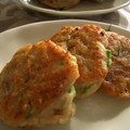 ｓｍｉｌｅ－ｍａｍ's cooksnap of when they made おつまみに♪簡単お好み焼きギョーザ.