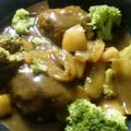 maruru-nn's cooksnap of when they made 楽チン♪ビーフシチューで煮込みハンバーグ.