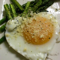 maruru-nn's cooksnap of when they made アスパラのソテー　半熟目玉焼き添え.