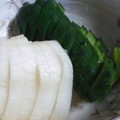ユーロン's cooksnap of when they made きゅうりの一夜漬け.