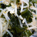 myukitty's cooksnap of when they made もやしとわかめの簡単あえ.