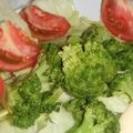 きらり流れ星's cooksnap of when they made 簡単ブロッコリーとトマトのごまマヨサラダ.