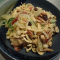 よしけんご's cooksnap of when they made 居酒屋ママ直伝☆きのこカルボ.