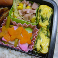白いカピバラ's cooksnap of when they made 彩りキレイ♪ほうれん草のたまご焼き＊.