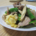 えみんちゅ＊'s cooksnap of when they made 使い残しの豚肉とエリンギで簡単炒め物♡.