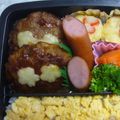 白いカピバラ's cooksnap of when they made お弁当おかず❀マヨ照りチーズハンバーグ.