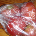 toshiebaba's cooksnap of when they made トマトが熟れ過ぎたら♪冷凍に＾＾.