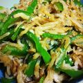 こももбωб's cooksnap of when they made シンプル✿ピーマンとじゃこの炒め物.