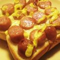 lllsacuralll's cooksnap of when they made ★簡単！チーズソーセージトースト★.