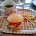 chiffon♥'s cooksnap of when they made ハンバーガーが美味しくなるパテ.