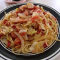 ハナ☆クロ's cooksnap of when they made キャベツとソーセージのトマトパスタ.