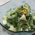 ピンクのたまご's cooksnap of when they made ゴーヤとゆで卵のマヨポン黒胡椒サラダ♡.