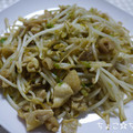 ちょこ☆ちょこ's cooksnap of when they made 鶏皮ともやしのカレー炒め★.