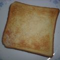 白いぐれーぷ's cooksnap of when they made 粉チーズトースト.